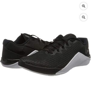 Nike Women's Metcon 5 Training Shoes